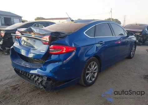 2017 Ford Fusion Se z USA, uszkodzony, nr VIN 3FA6P0HD3HR175468